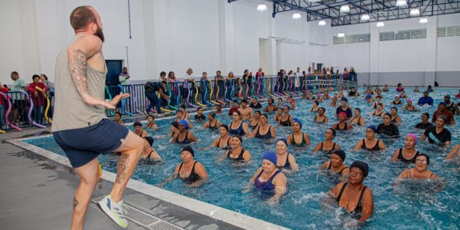 Prefeitura de Carapicuíba abre mais de 500 vagas para Hidroginástica