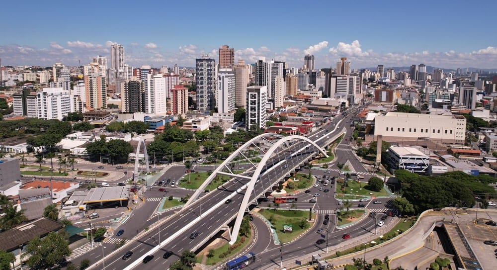 Osasco já soma 94.372 contratações no 1º semestre de 2026