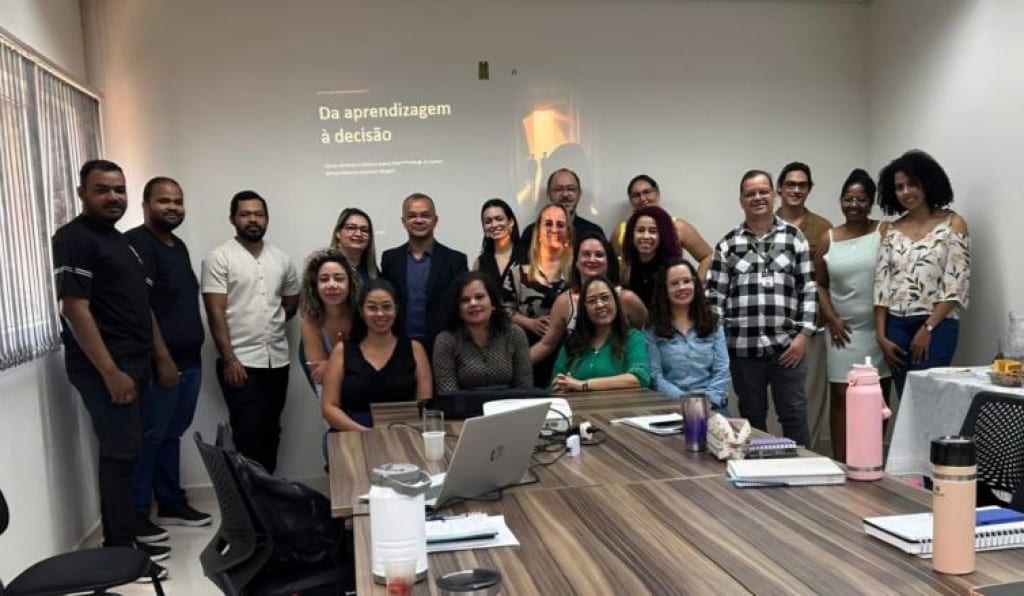 Prefeitura de Cáceres capacita servidores sobre prevenção e gerenciamento de riscos psicossociais no trabalho
