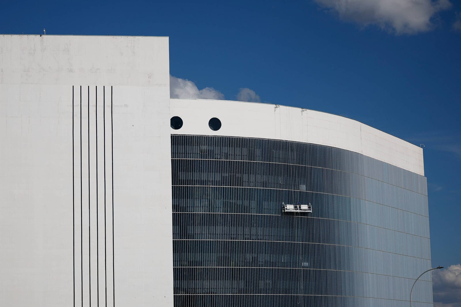 Procuradoria investiga atuação de big techs e pede informações ao TSE sobre reuniões com plataformas de IA