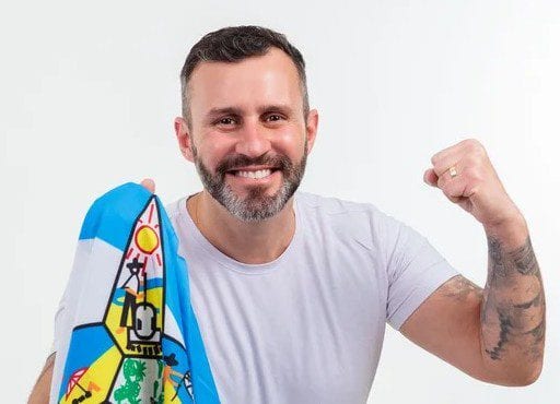 Felipe Valim é eleito prefeito de Arroio do Sal com 62,86% dos votos