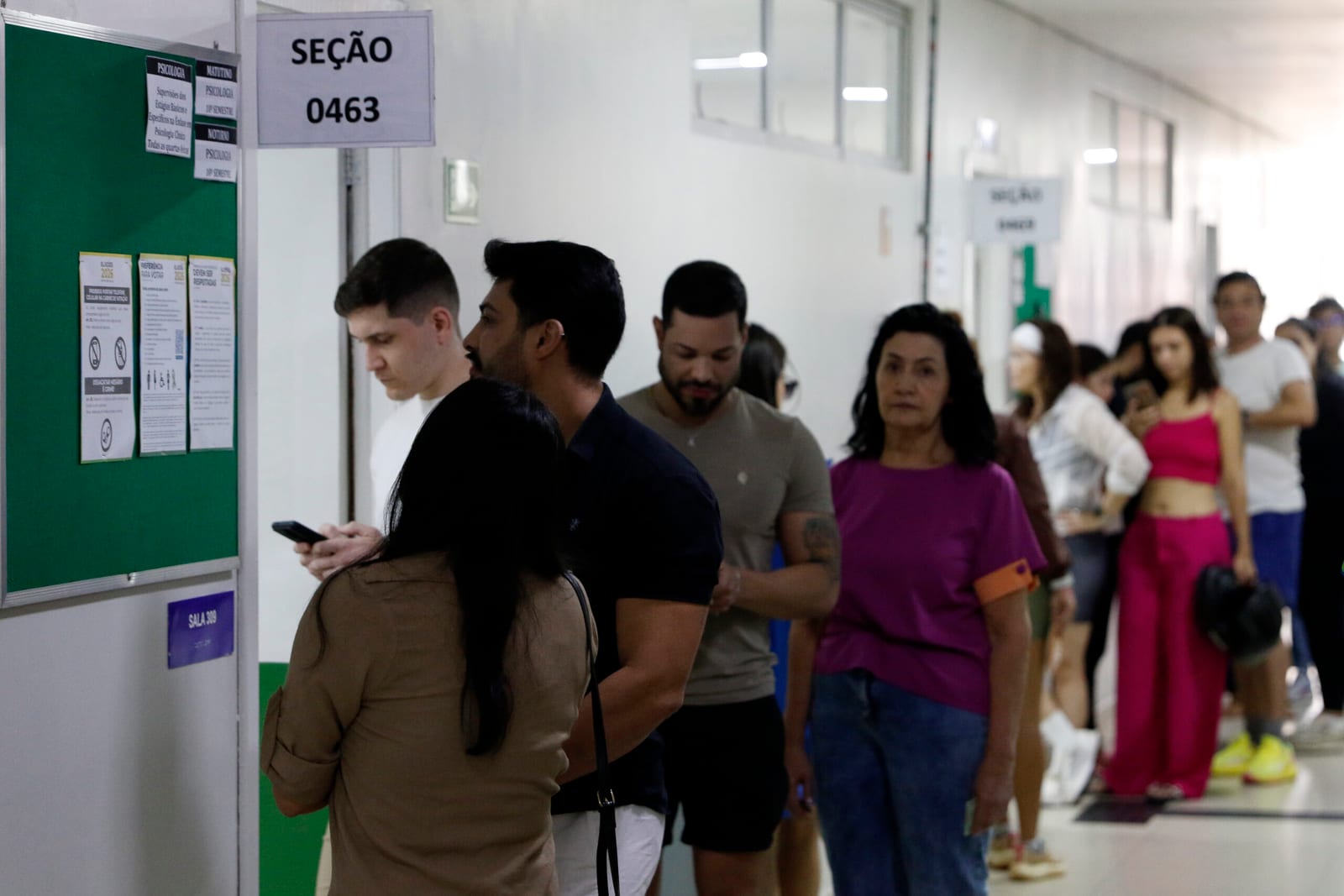 Falta de energia em cidades de MS atrapalha eleitores no primeiro turno