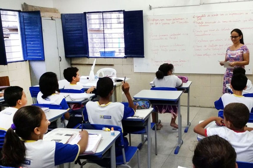 Sergipe reduz analfabetismo para 10,3%; Brasil chega a 4,9% em 2025