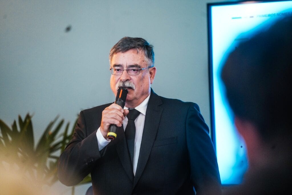 Zucco anuncia general que atuou na intervenção federal no Rio para comandar Segurança do RS