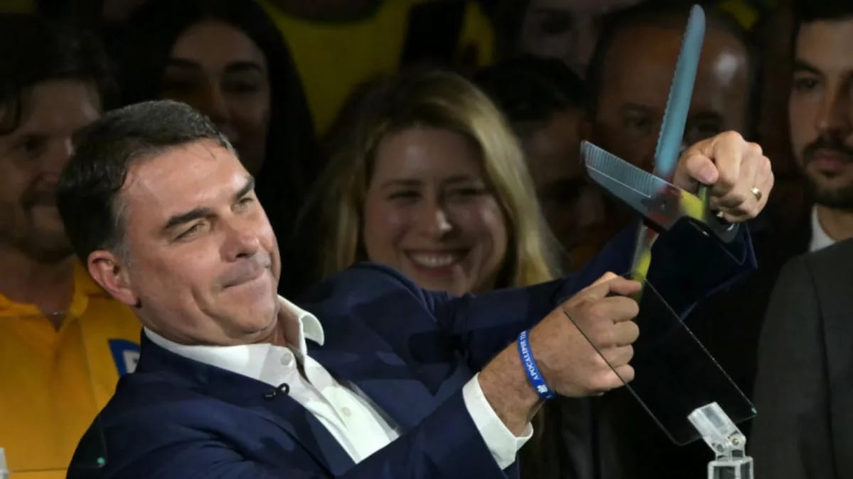 ‘Para o Brasil voltar a ser colônia’: o que o plano de governo de Flávio Bolsonaro esconde?