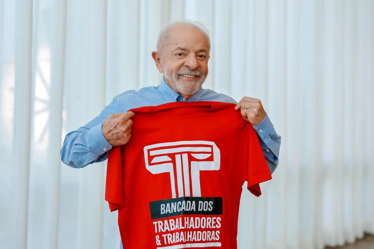 PT lança 'Bancada dos Trabalhadores' com aval de Lula