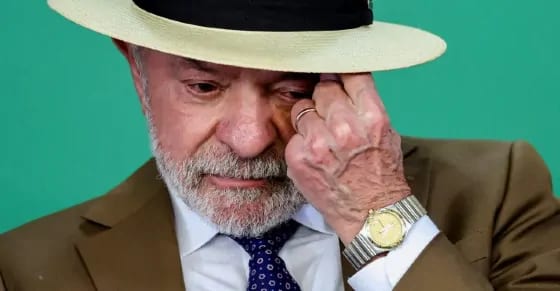 Lula não cumpre promessa de apresentar documentos no TSE e petistas se desesperam