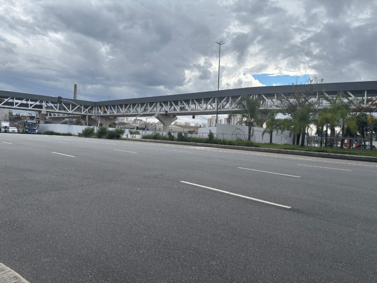 Projeto na Alesp propõe nomear passarela da Estação Santa Marina de Passarela Luigi Medaglia