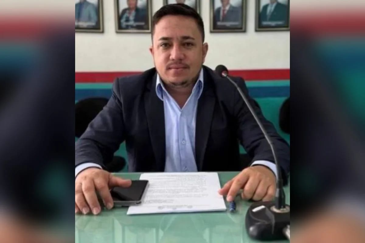Vereador morre após lancha bater em banco de areia no Rio Solimões