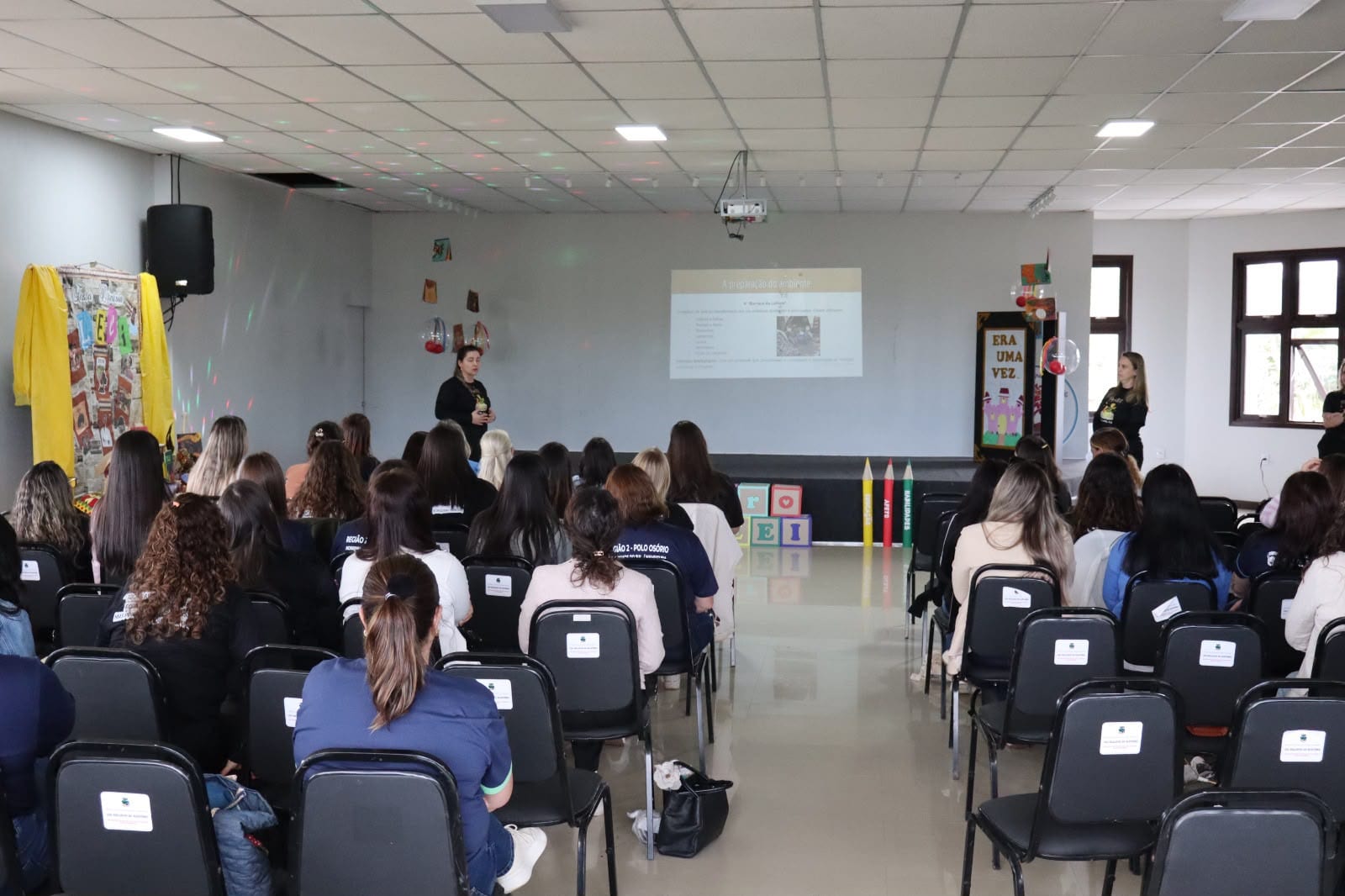 Três Cachoeiras sediou Seminário Intermunicipal do Programa Leitura e Escrita na Educação Infantil