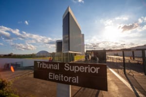 TSE lança ferramenta com orientação de plataformas digitais para eleições