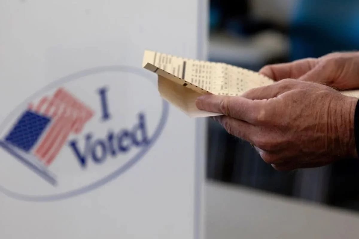 EUA: votações antecipadas das midterms começam em 19/10, com foco no Texas