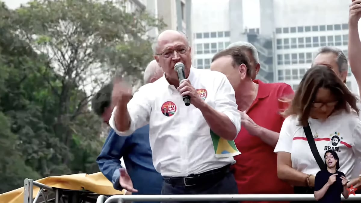 "São Paulo não quer ditadura”, diz Alckmin sobre Flávio