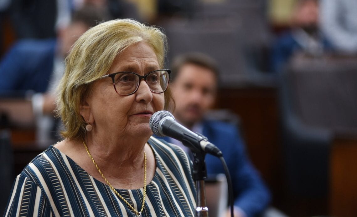 TRE mantém Zilá Breitenbach na Assembleia por placar apertado