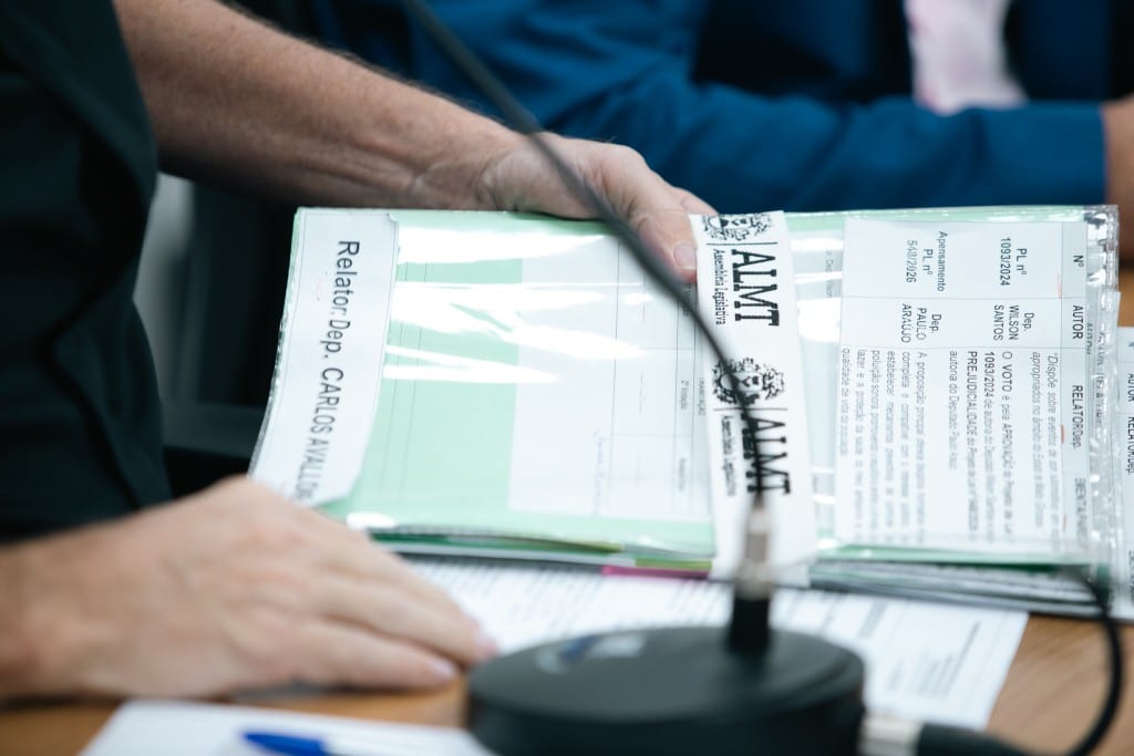 Comissão da ALMT analisa 24 propostas e aprova 19 para o Plenário