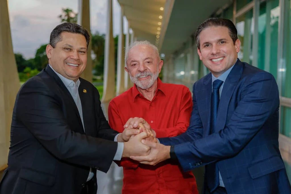 Lula planeja montar frente ampla com Alcolumbre e Motta e nova relação com base