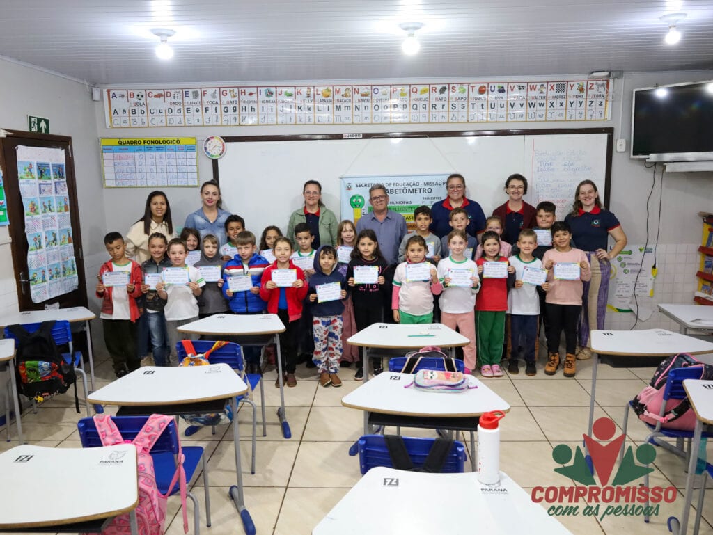 Prefeitura de Missal reconhece avanços de alunos do 2º ano em leitura e escrita