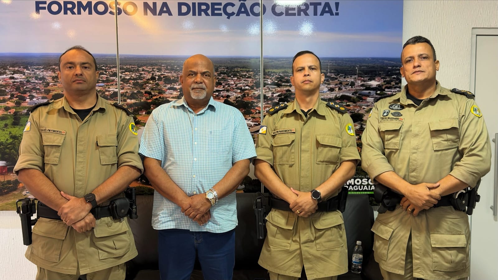 Prefeito Israel Kawe recebe a visita do coronel Apolinário comandante do Comando Regional de Policiamento (CRP-3), coron