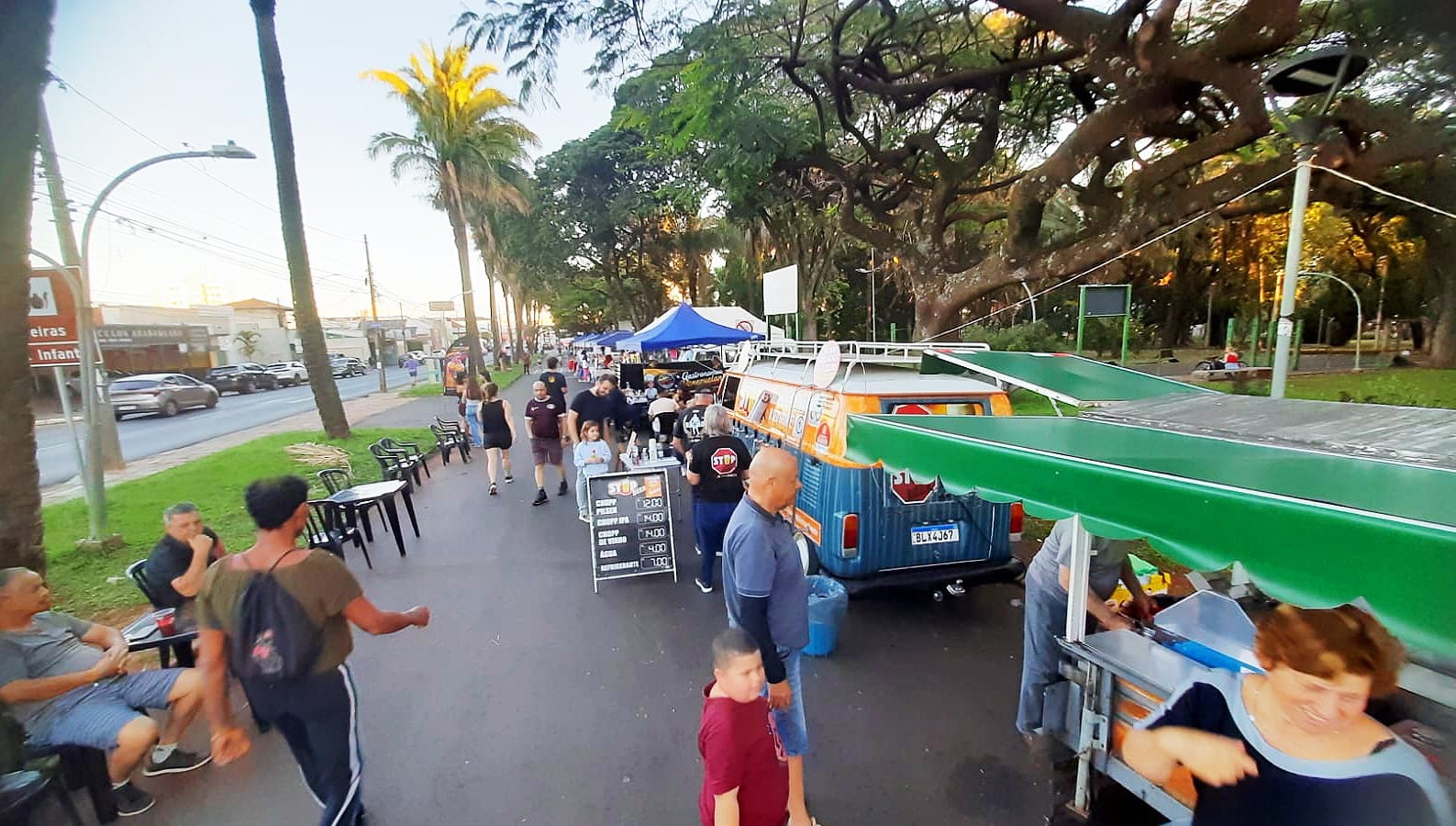 Feira Municipal no sábado contará com o evento AraraBrinca 2026