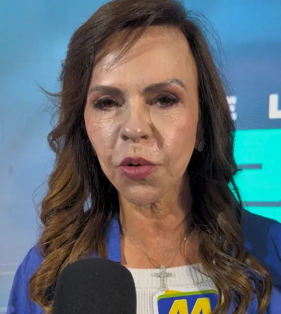 Dorinha rebate associação com remédios vencidos e diz que saúde precisa melhorar no Tocantins