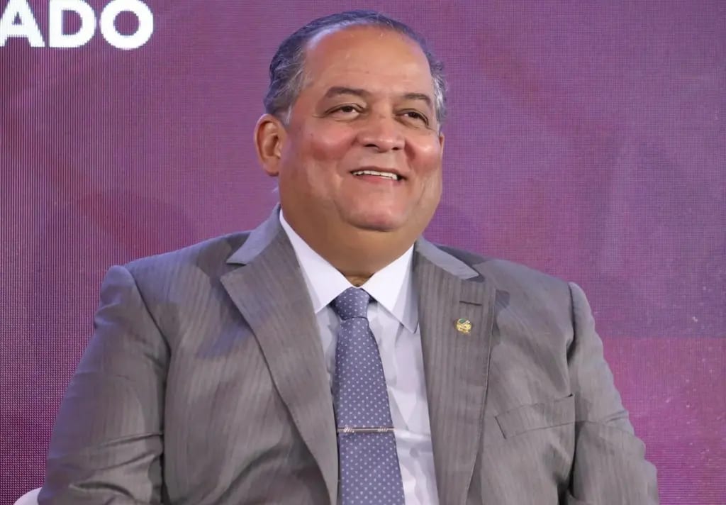Eduardo Gomes Lidera Disputa ao Senado no Tocantins com 25% dos Votos Válidos, Aponta Pesquisa Quaest