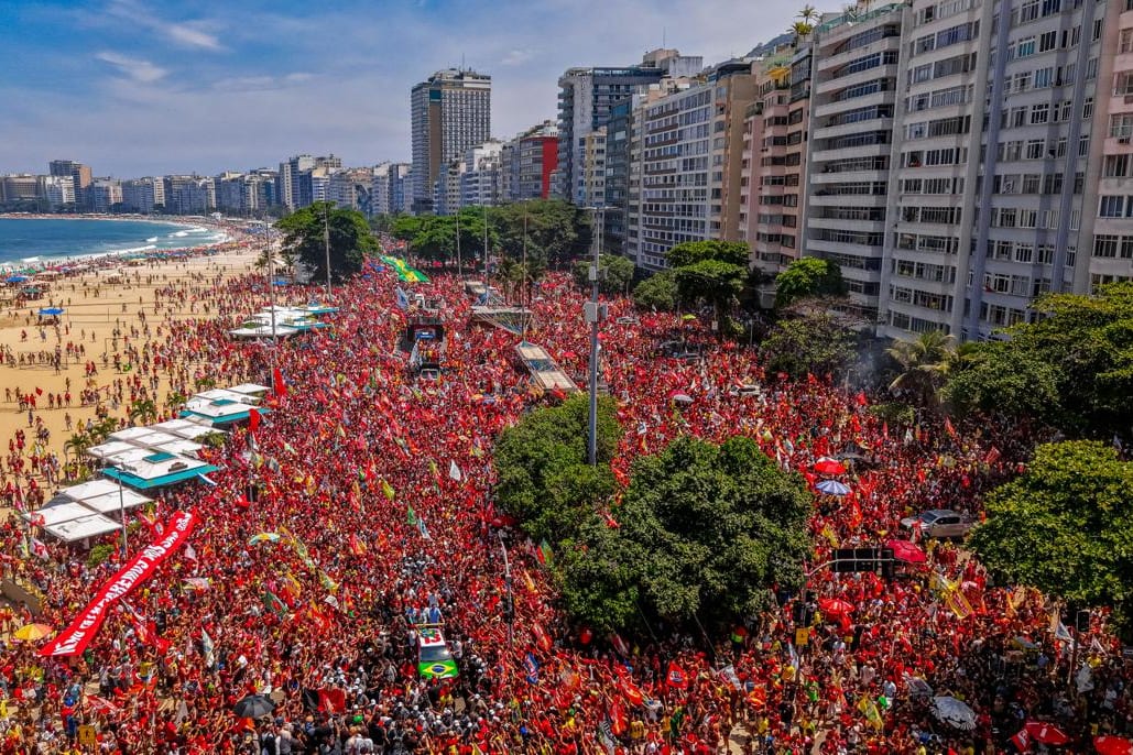 Vitória de Lula repercute na imprensa europeia e asiática