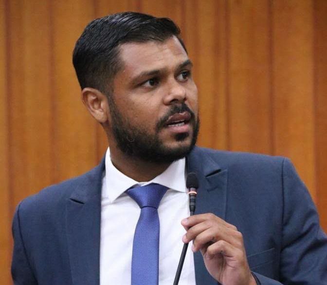 Policarpo contraria Cidadania de Goiânia e anuncia apoio a Flávio Bolsonaro