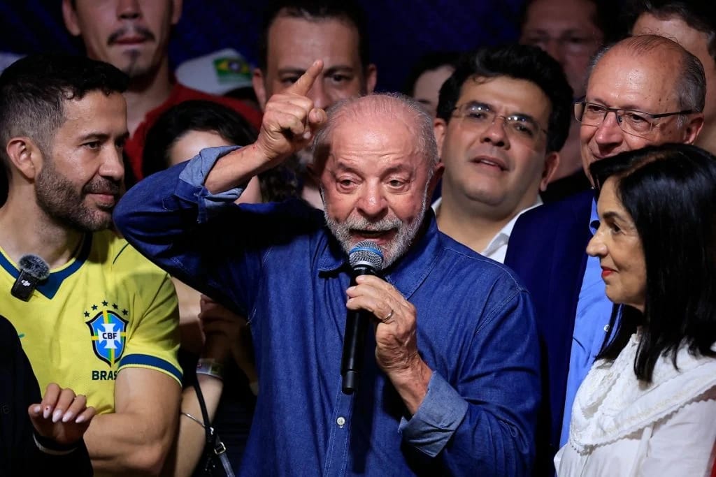 Líderes latino-americanos saúdam Lula pela vitória nas eleições