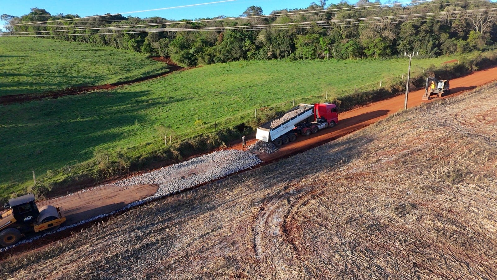 Prefeitura investe mais R$ 13,8 milhões em licitações nos próximos dias para pavimentar cerca de 10 km de estradas rurai