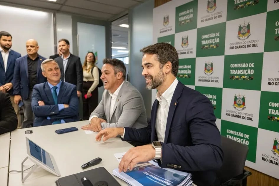 Leite e Zucco discutem situação financeira e desafios do Estado durante transição de governo