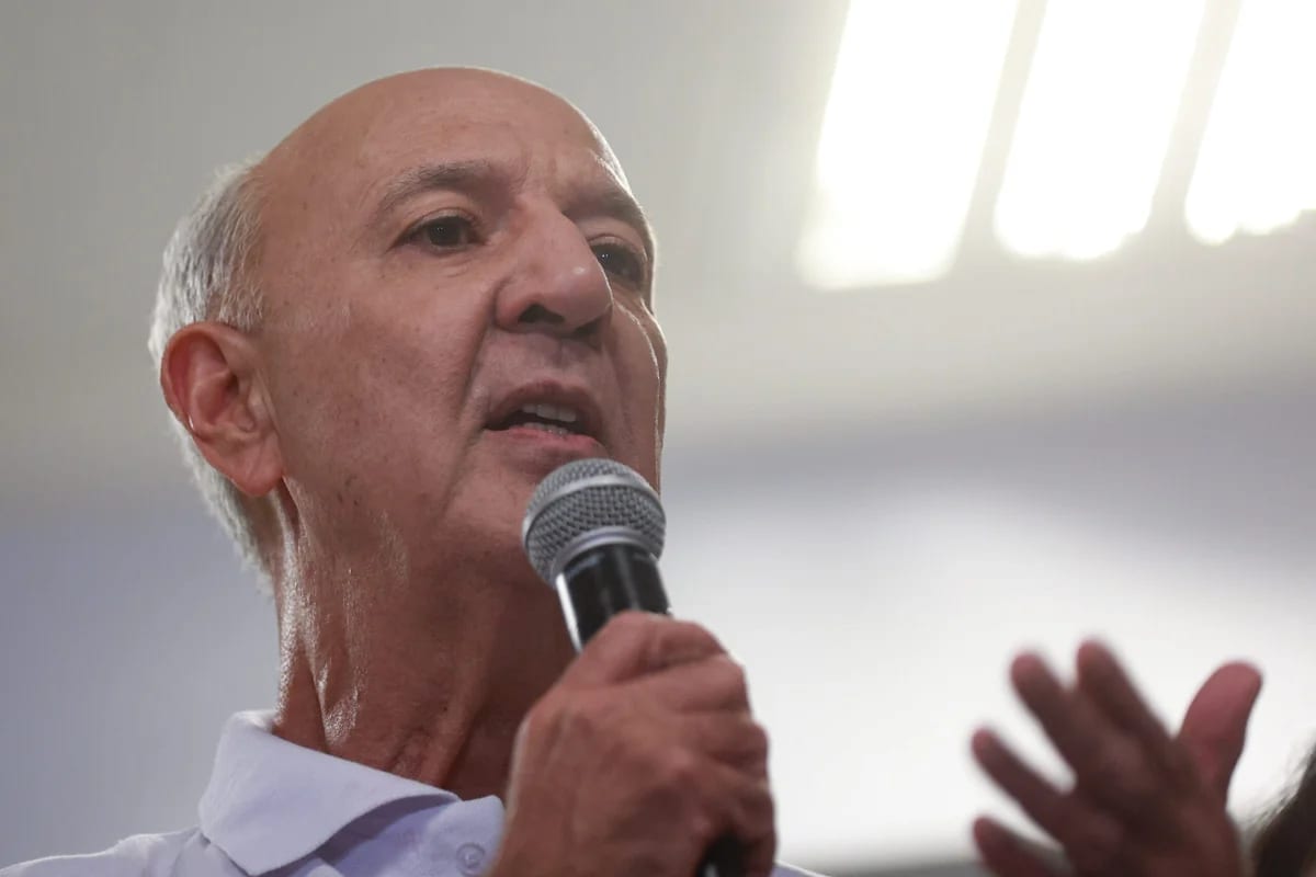 Candidato pede ao TRE-DF indeferimento da candidatura de José Roberto Arruda