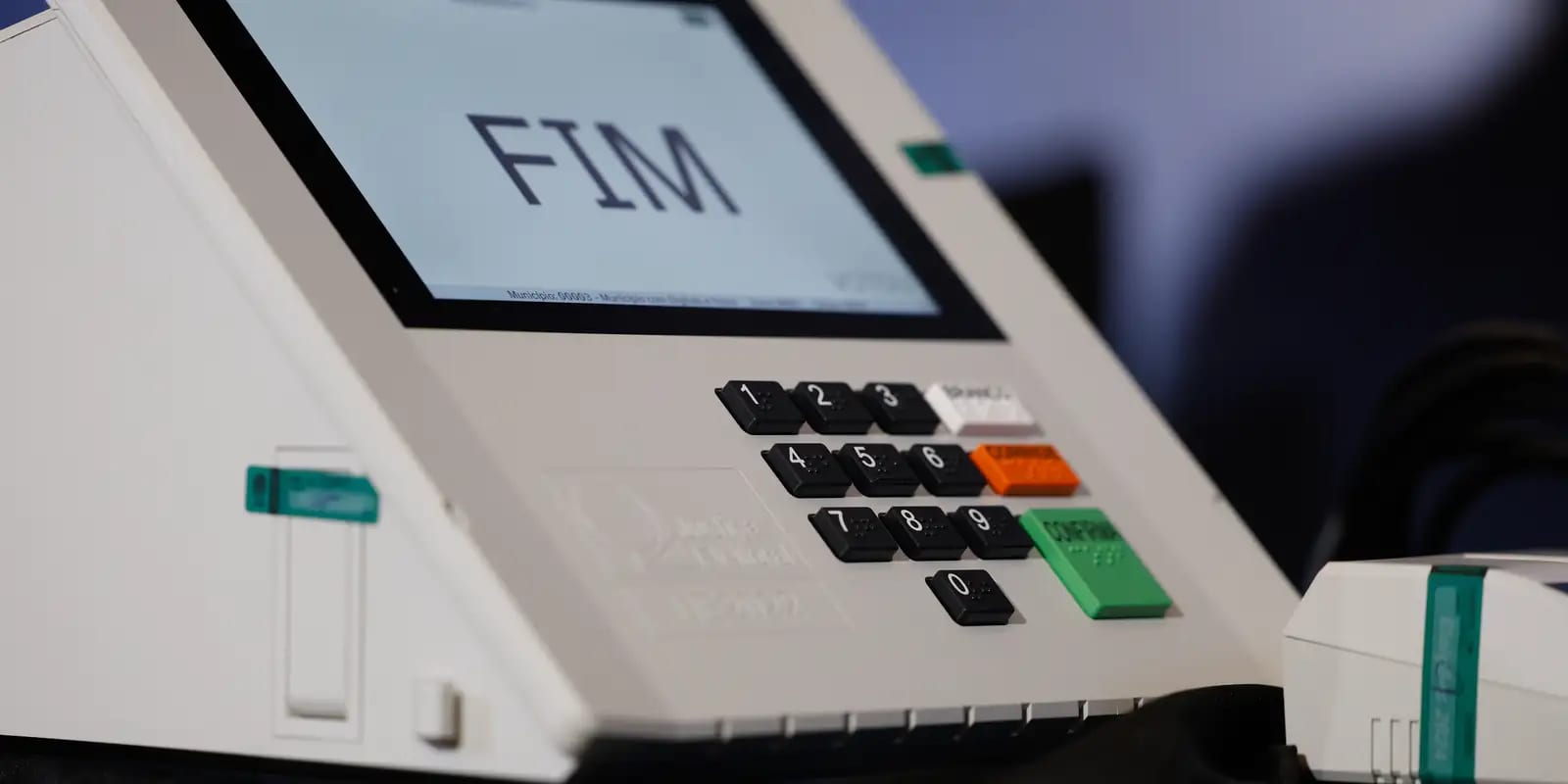 Vídeos com IA e conteúdo de baixa qualidade viraram a maior ameaça digital às eleições