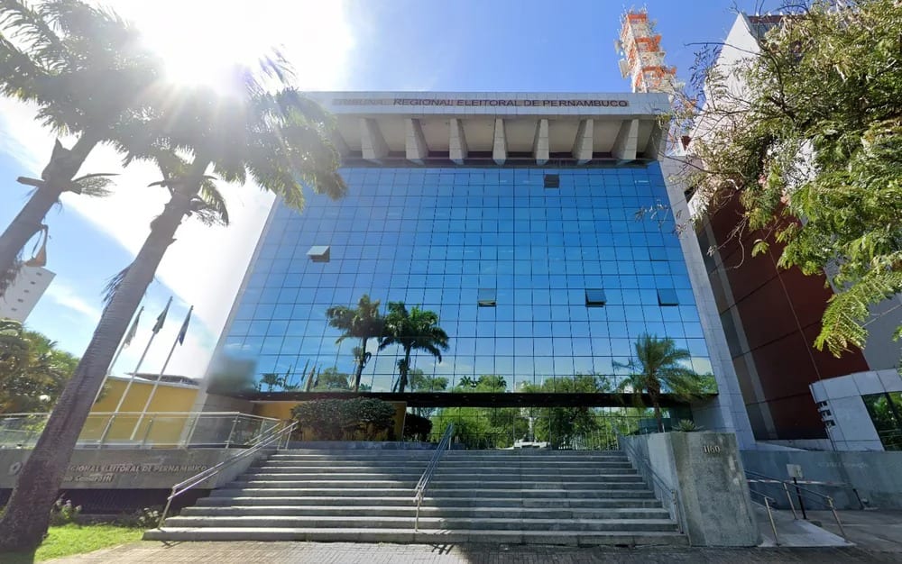 TRE-PE alerta para PDF falso sobre mudanças de locais no 2º turno (25)