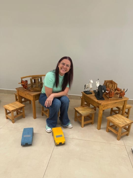 “Brincar e Transformar”: Iniciativa da vereadora Diane transforma paletes recicláveis em alegria e oportunidade de resso