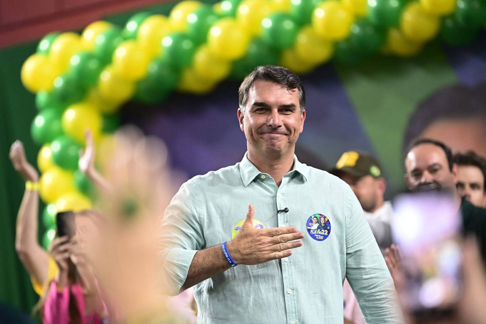 Programas de Lula (PT) e Flávio (PL) coincidem em ao menos 10 promessas