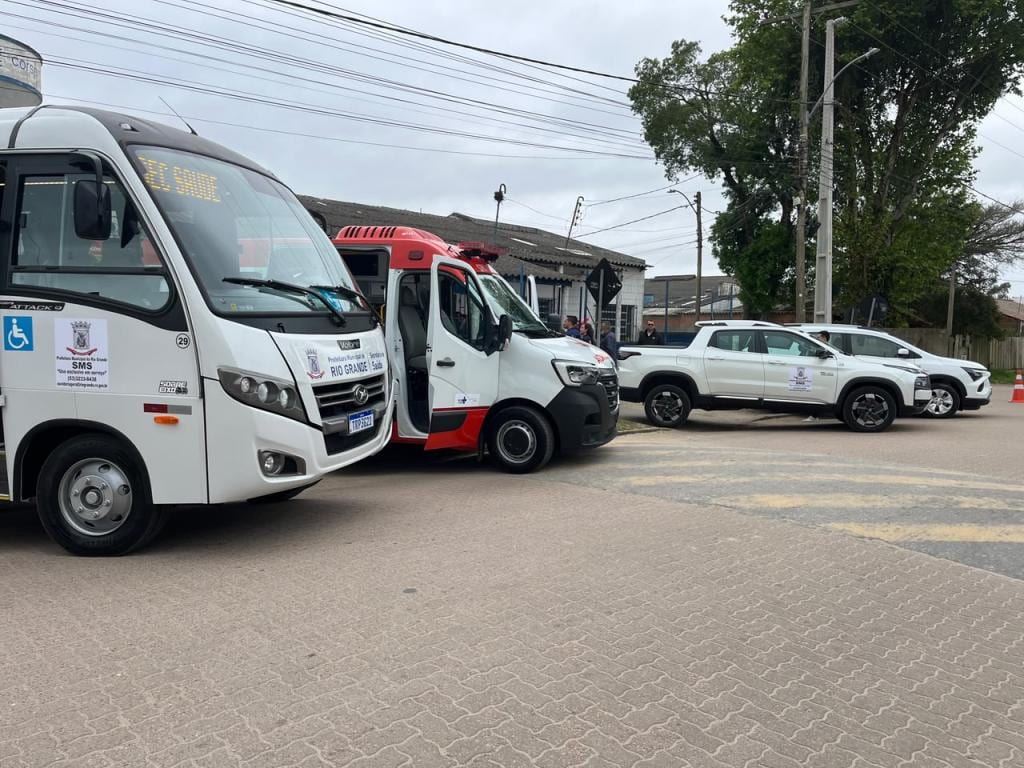 Rio Grande recebe quatro novos veículos para serviços de saúde