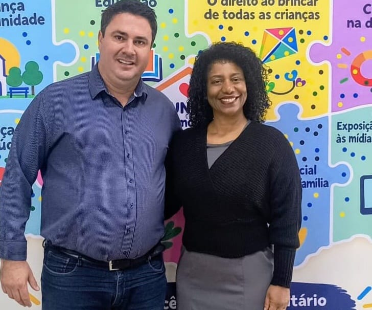 Prefeito de Leme defende investimento na primeira infância no seminário municipal