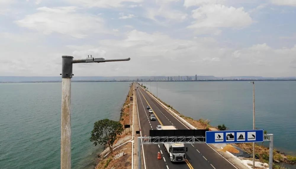 Ponte José Wilson Siqueira Campo terá iluminação com energia solar