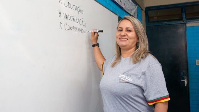 Nomeados 5.808 professores aprovados no concurso do magistério