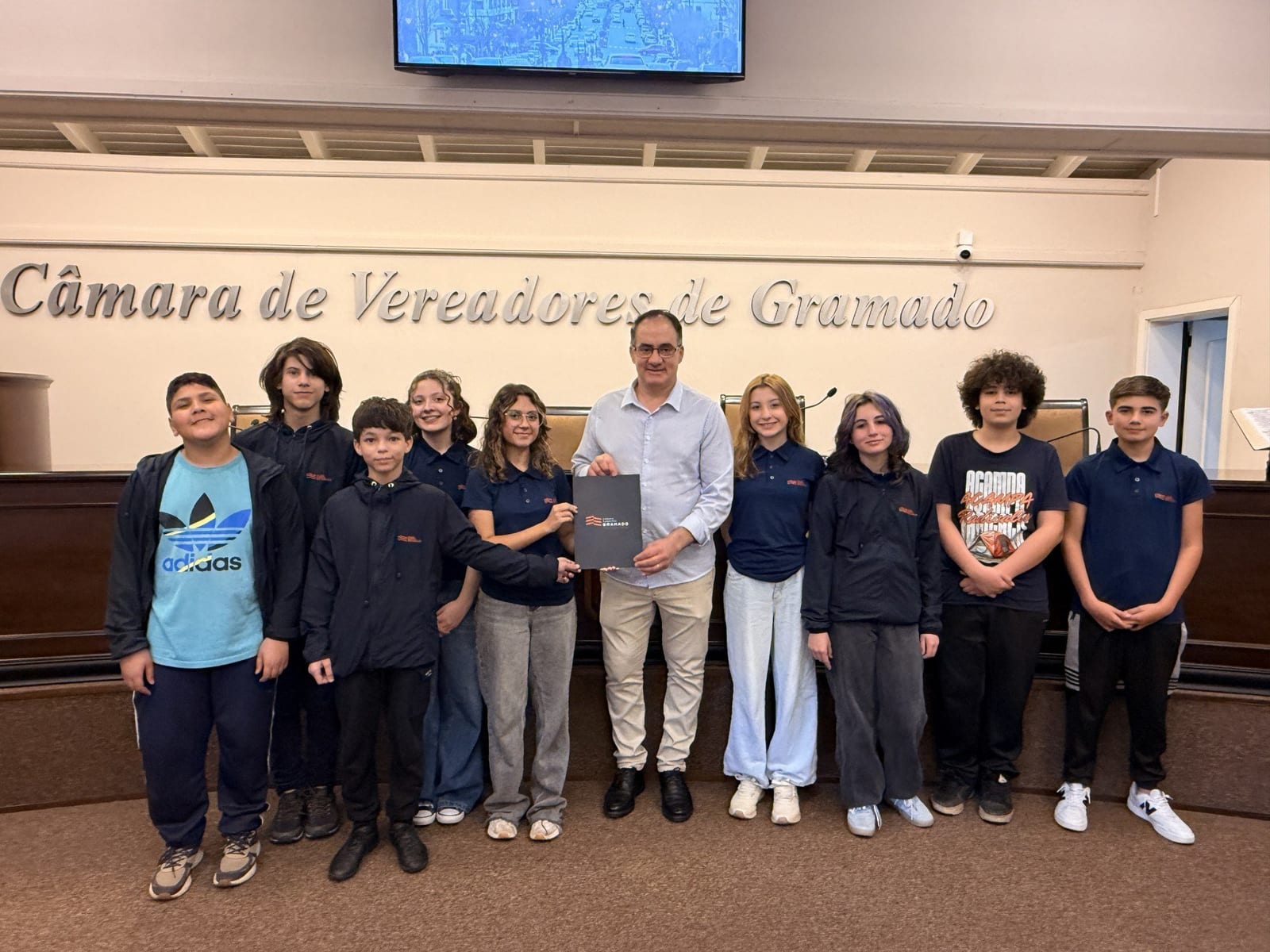 Câmara de Gramado aprova dois projetos do programa Vereador Jovem