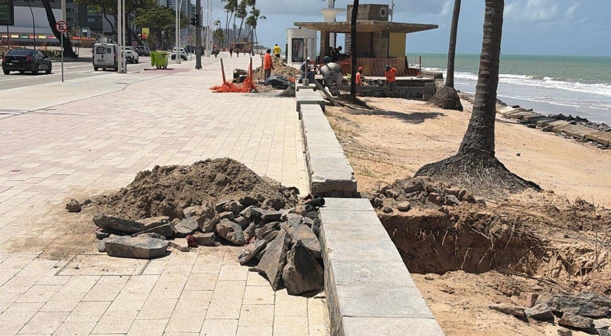 Escavações em trechos prontos da orla de Boa Viagem são para iluminação pública, afirma prefeitura