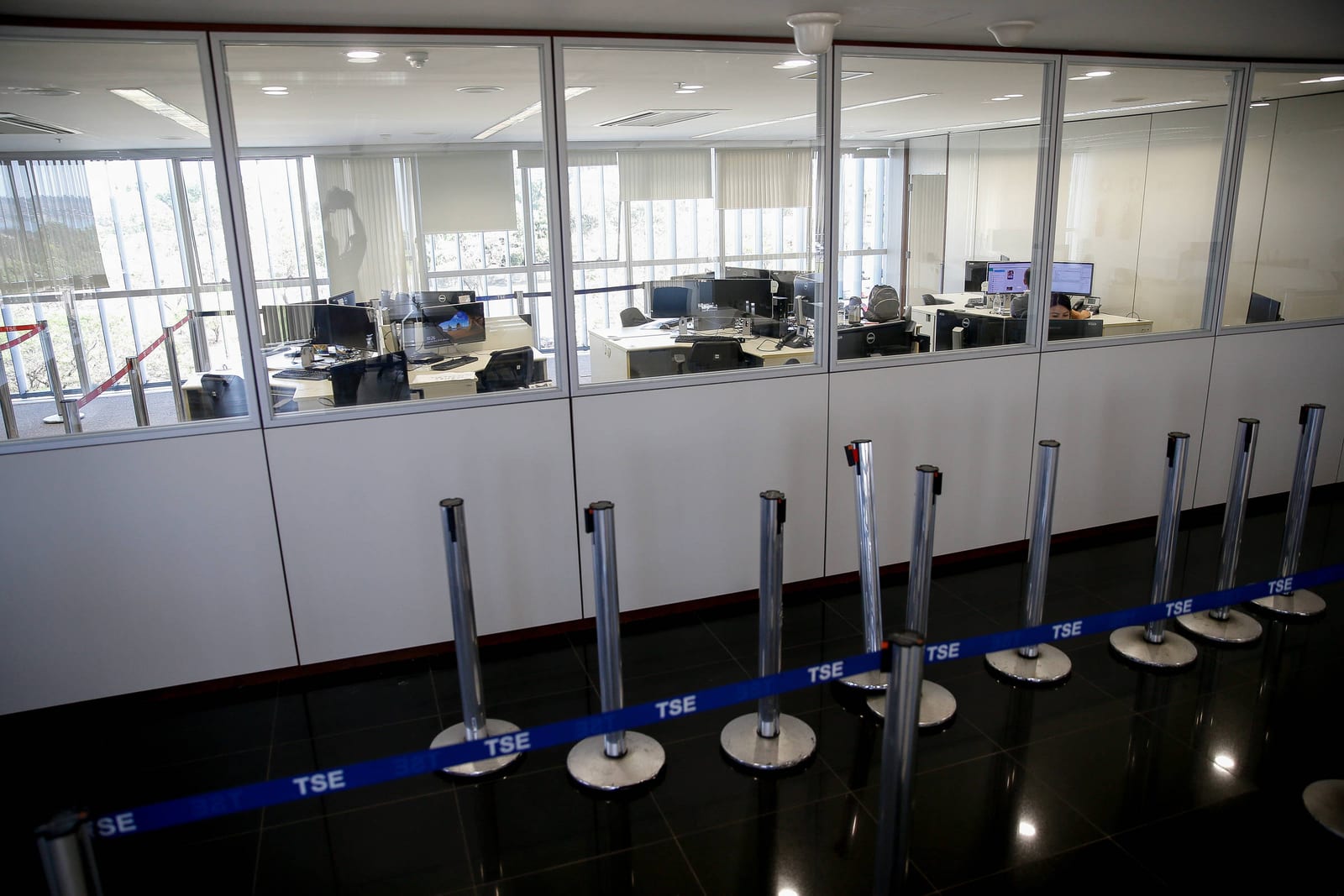 Sala de apuração do TSE terá acesso restrito e cerca de 150 funcionários