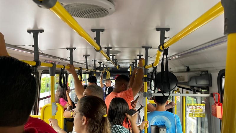 Movimento social vai à Justiça para garantir transporte público no 2º turno