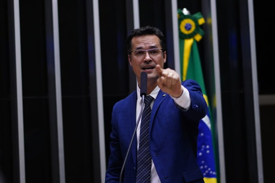 Nunes Marques suspende decisão e Deltan volta à disputa pelo Senado