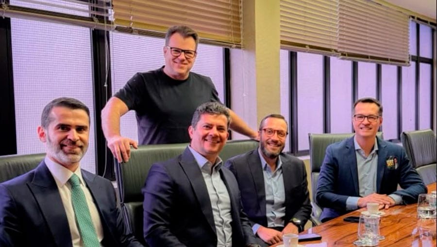 Moro retoma agenda e entra na campanha de Flávio Bolsonaro