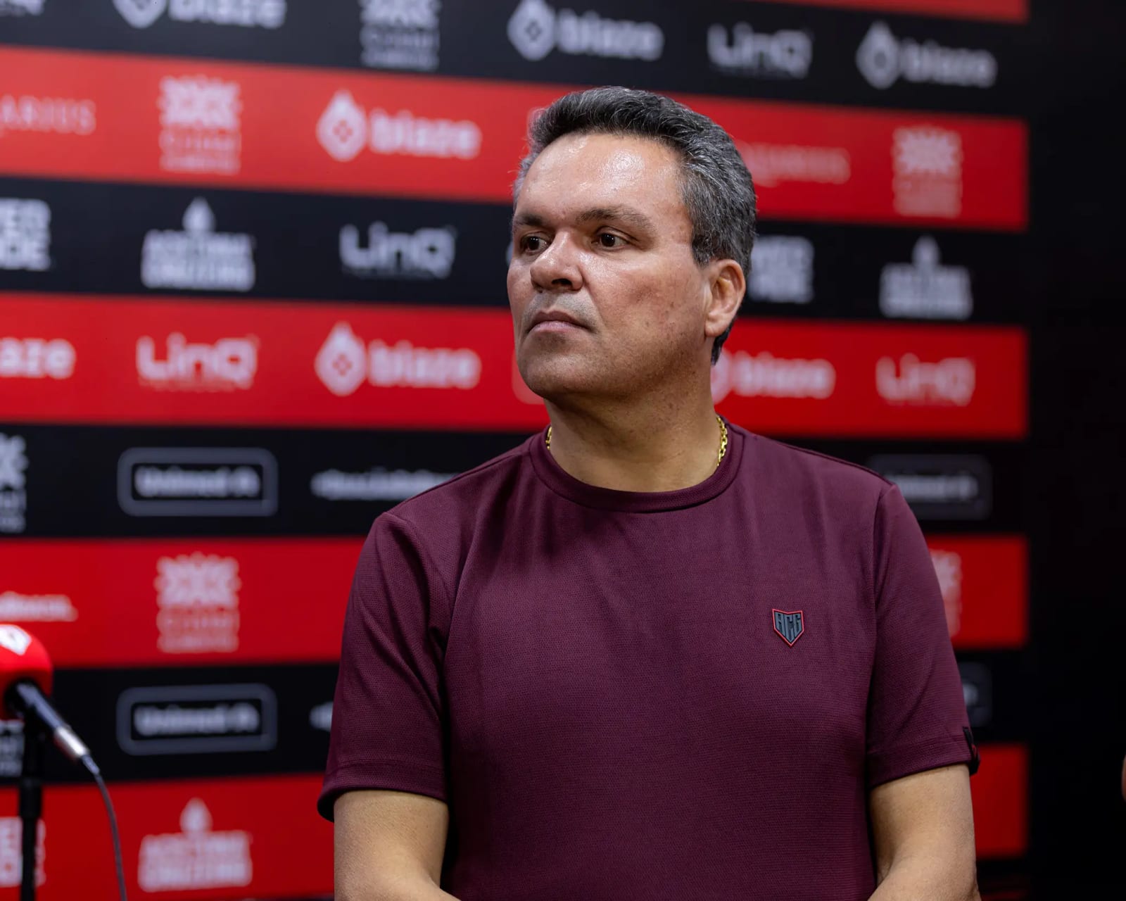 Adson Batista defende fim das casas de apostas, mas quer respeitar contratos