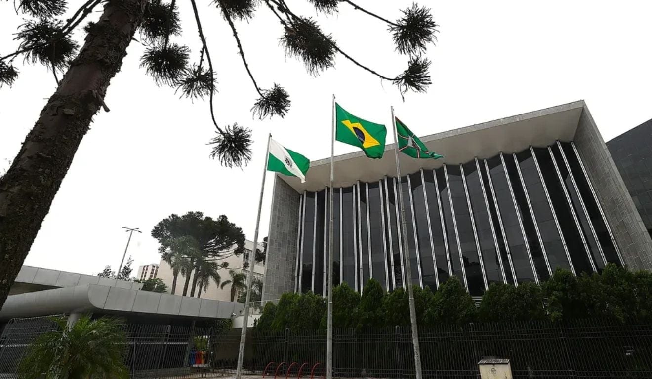 Assembleia Legislativa recebe apresentação das metas fiscais do Paraná referentes ao 2º quadrimestre de 2026
