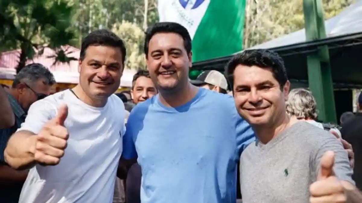 Começa campanha pelo voto útil em Alexandre Curi e Sandro Alex