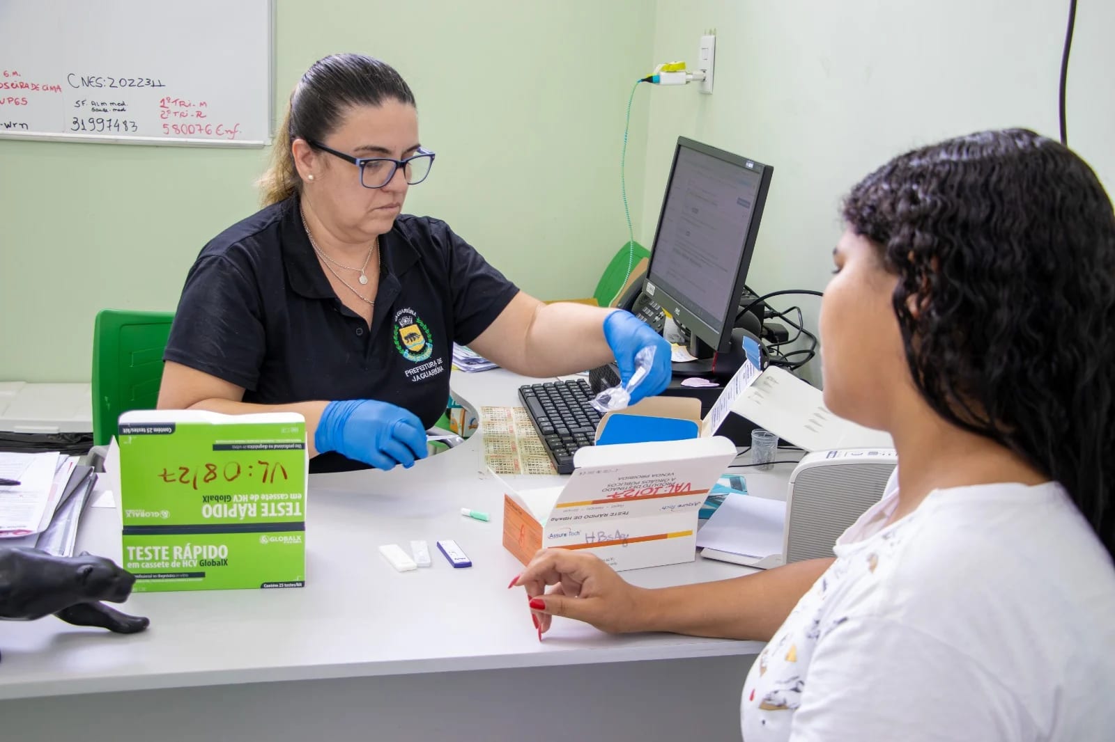 PROGRAMAÇÃO DO ‘OUTUBRO ROSA’ MOVIMENTA AS UBSs DE JAGUARIÚNA ATÉ O PRÓXIMO DIA 30