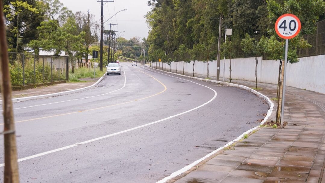 Prefeitura realiza entrega da pavimentação asfáltica da Rua Raineri Petrini
